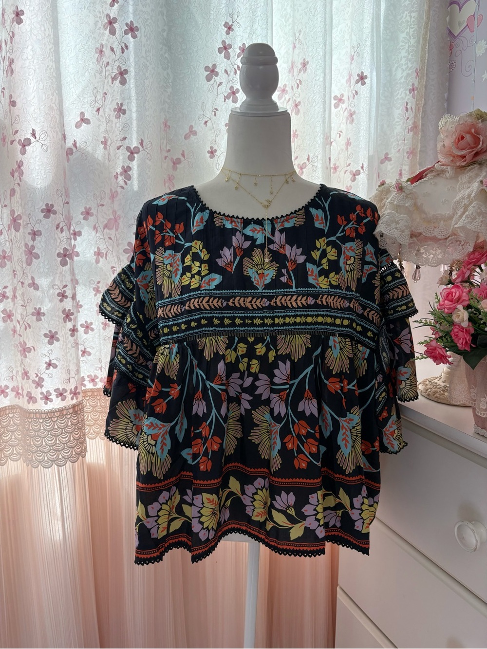 Farm Rio Black Flowery Ruffle Blouse - Picture 2 of 7